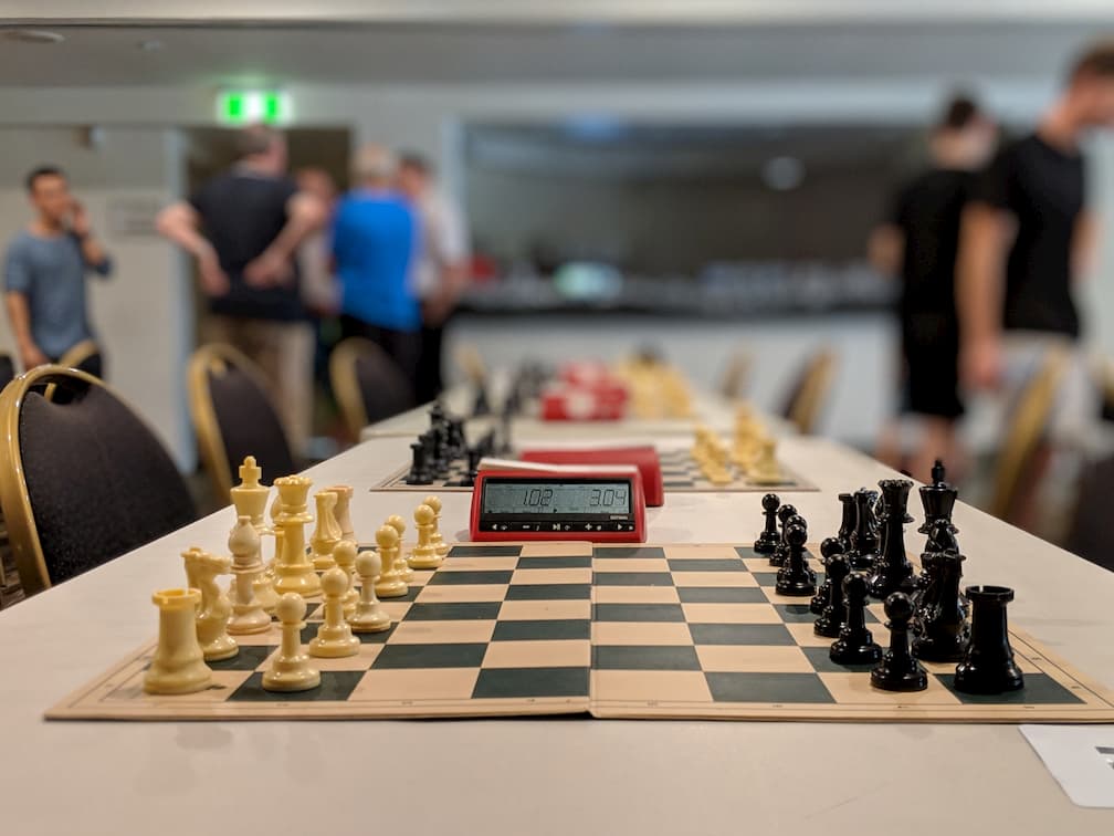 Beautiful Website that teaches chess for free (Beginner upwards