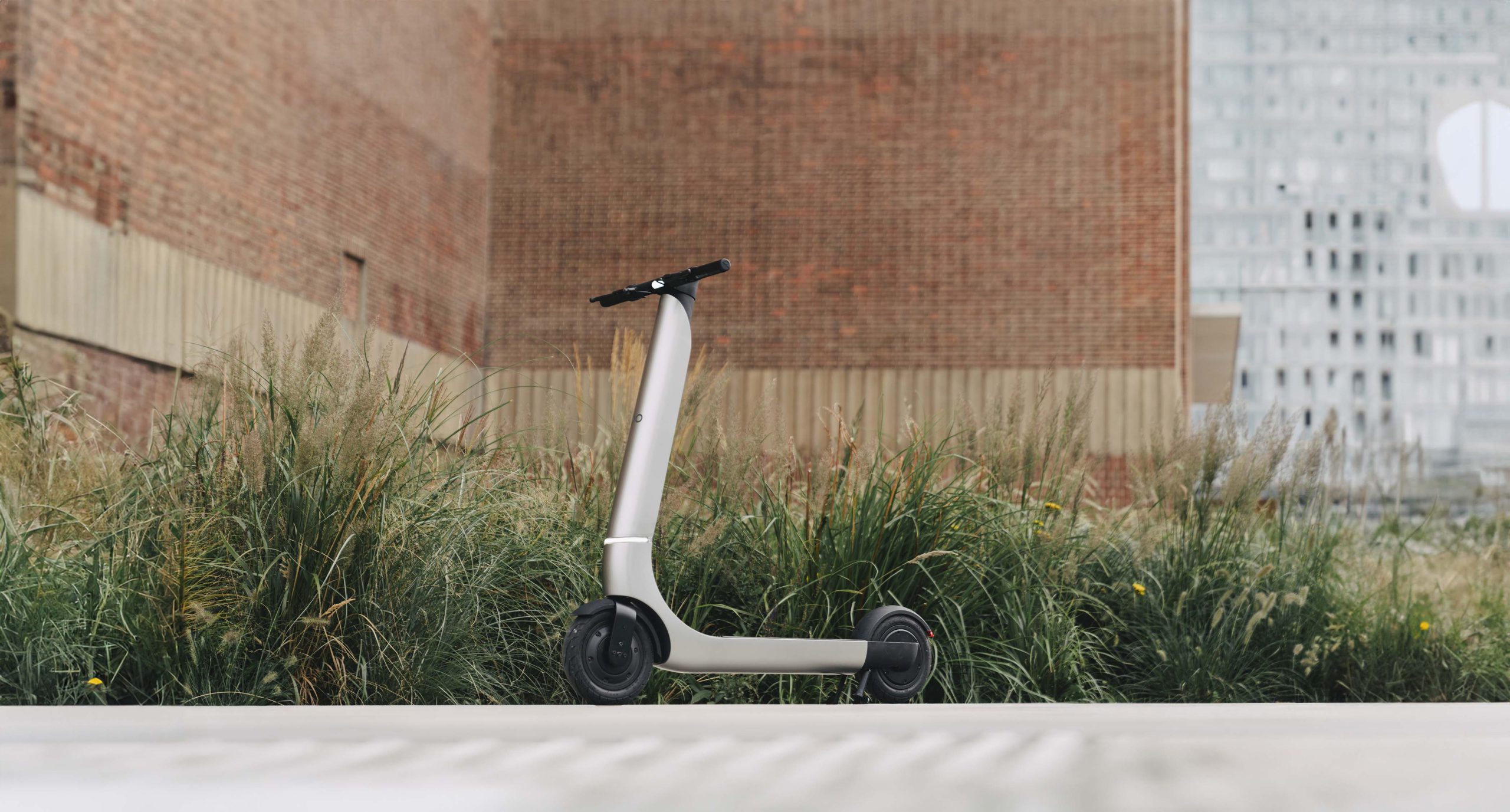 Bo Scooters: Sleek Design, Smooth Ride, and Smart Features for Urban Commuting – Goosed.ie